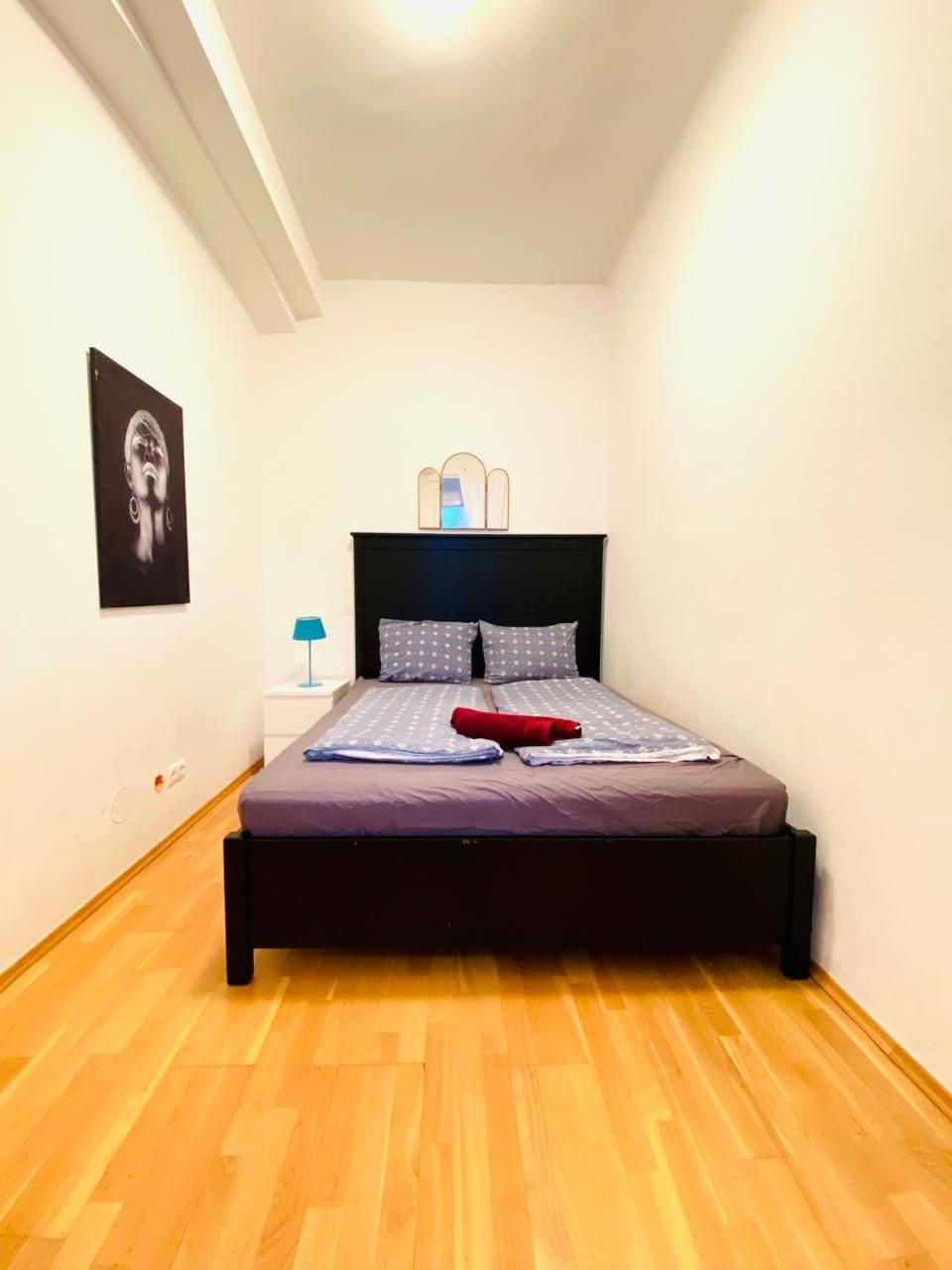Family Apartment Th8 8 Wien Exterior foto