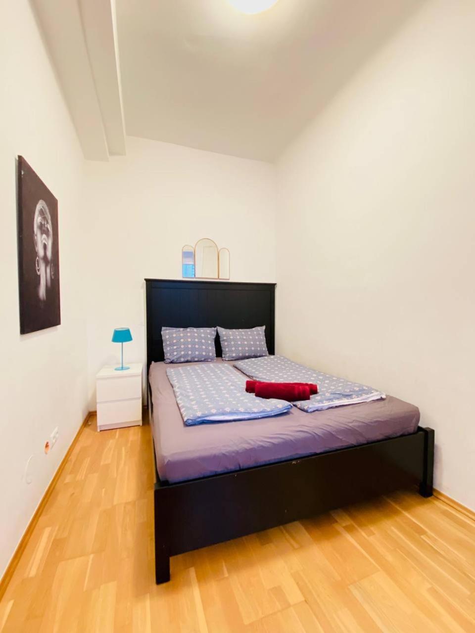 Family Apartment Th8 8 Wien Exterior foto