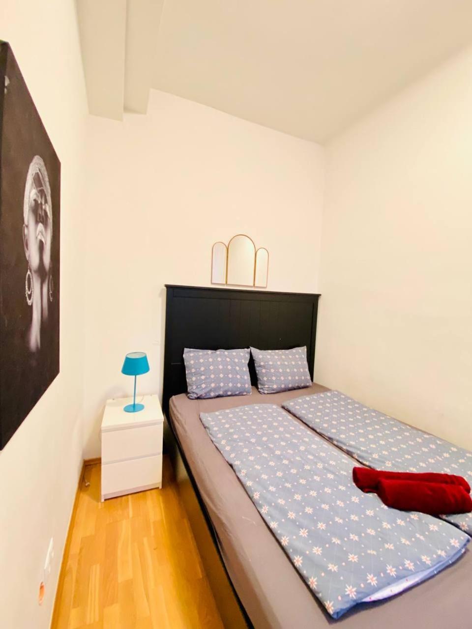 Family Apartment Th8 8 Wien Exterior foto