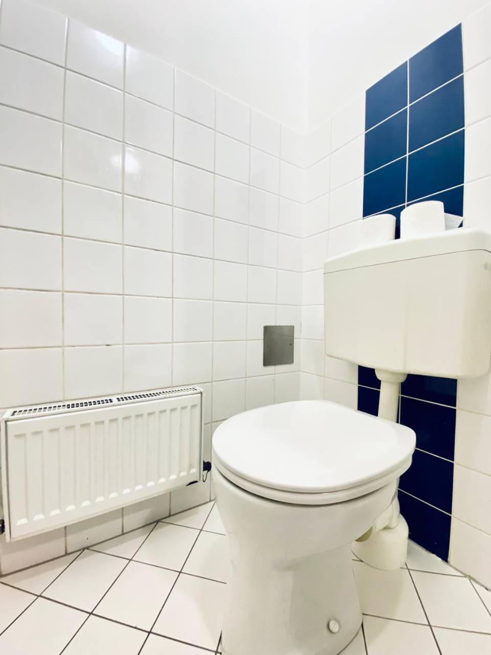 Family Apartment Th8 8 Wien Exterior foto