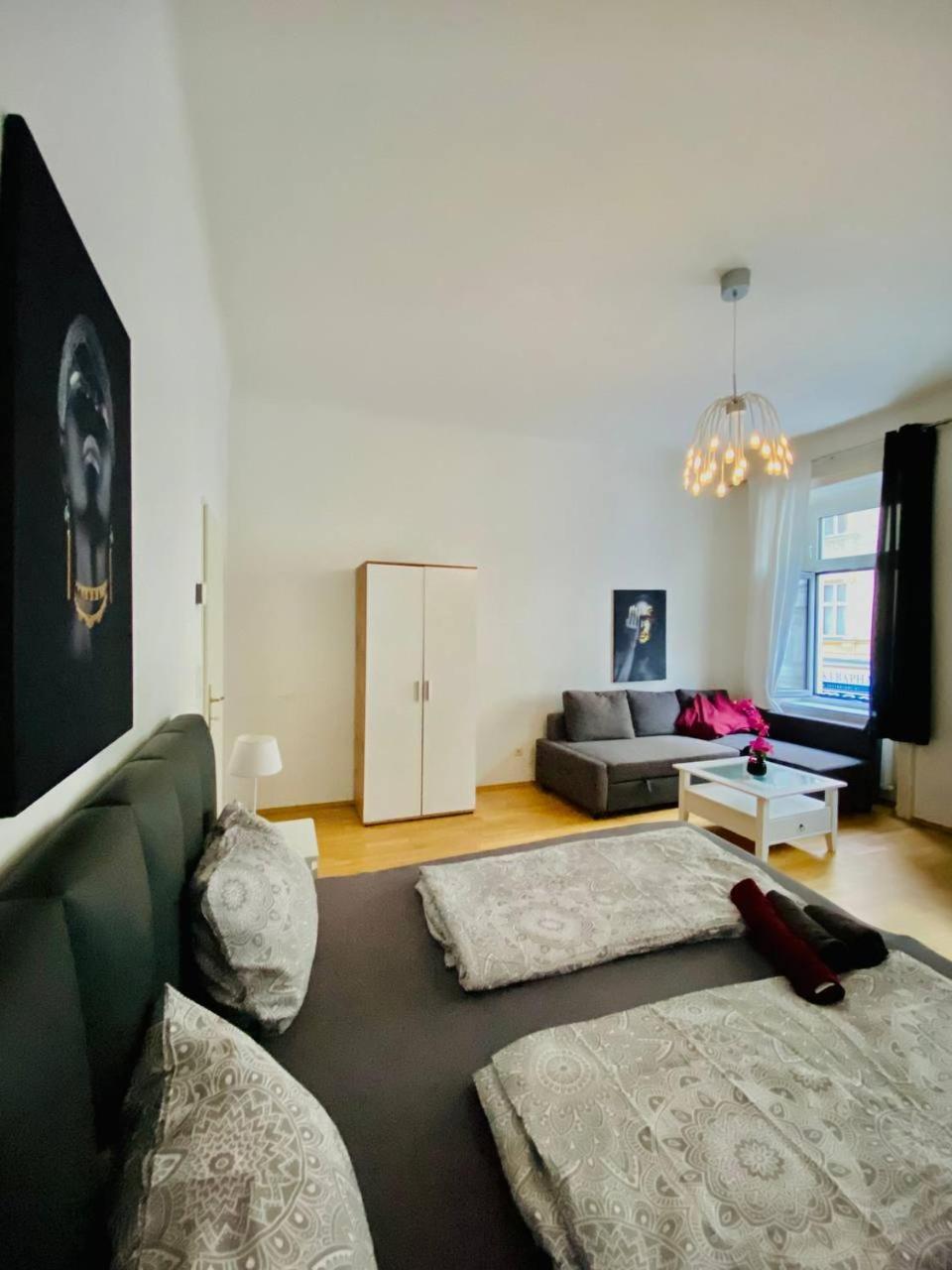 Family Apartment Th8 8 Wien Exterior foto